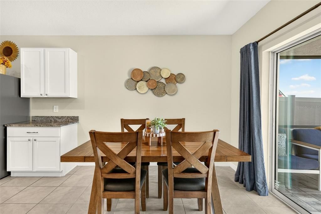 For Sale: $579,900 (4 beds, 2 baths, 1827 Square Feet)