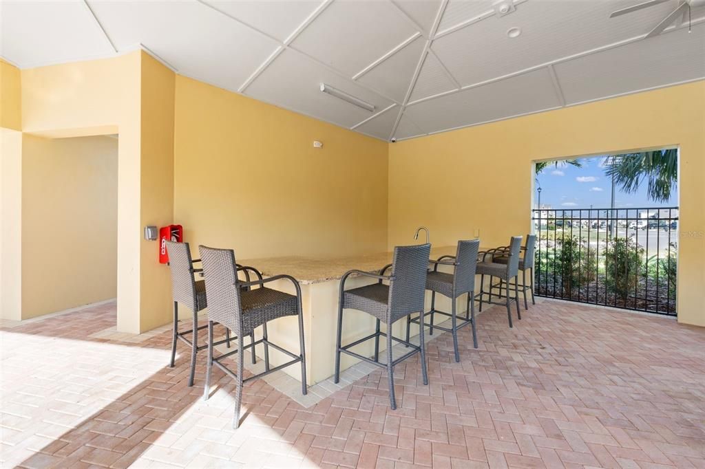 For Sale: $579,900 (4 beds, 2 baths, 1827 Square Feet)