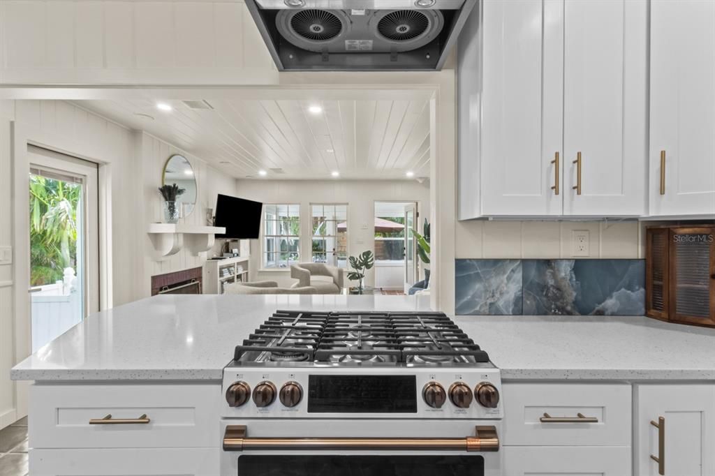 En Venta: $840,000 (3 camas, 2 baños, 1242 Pies cuadrados)