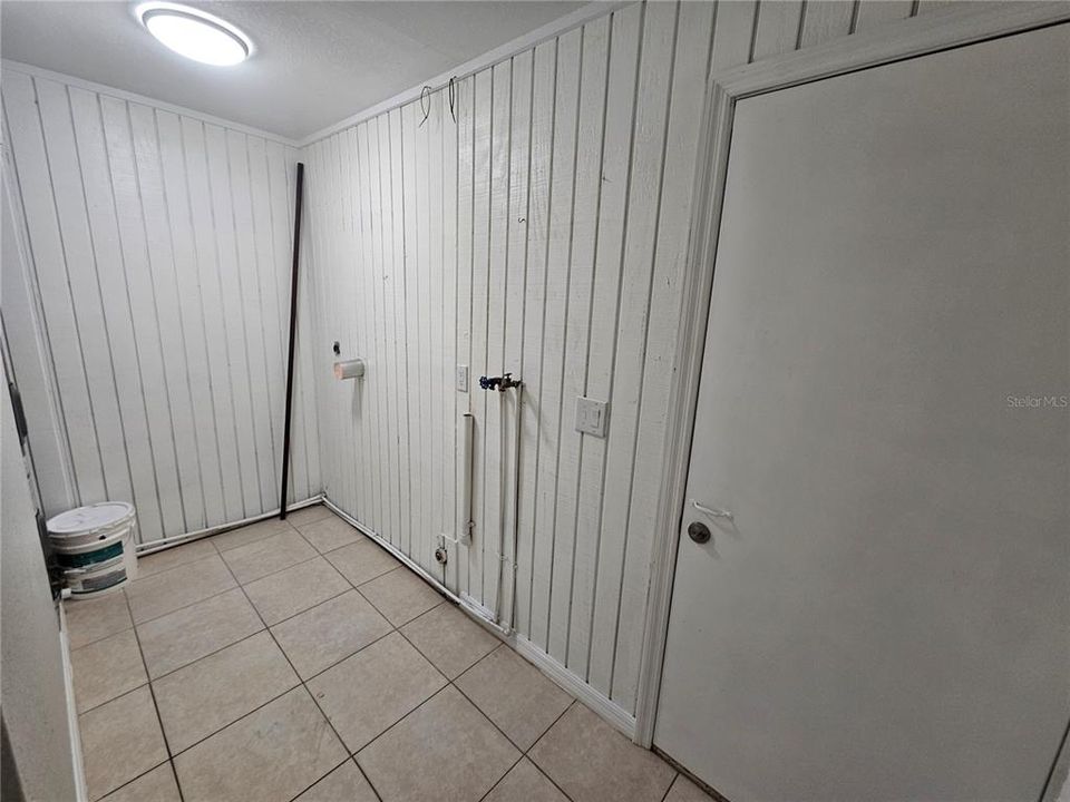 В аренду: $1,400 (3 спален, 1 ванн, 1044 Квадратных фут)