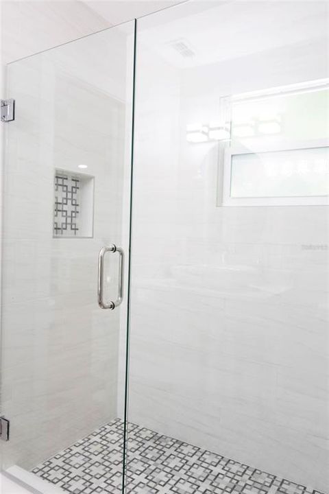 For Rent: $2,500 (2 beds, 2 baths, 1252 Square Feet)