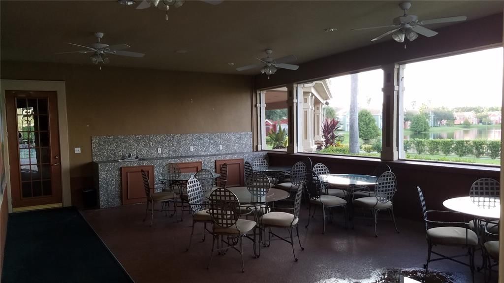 En Venta: $199,900 (2 camas, 2 baños, 1140 Pies cuadrados)