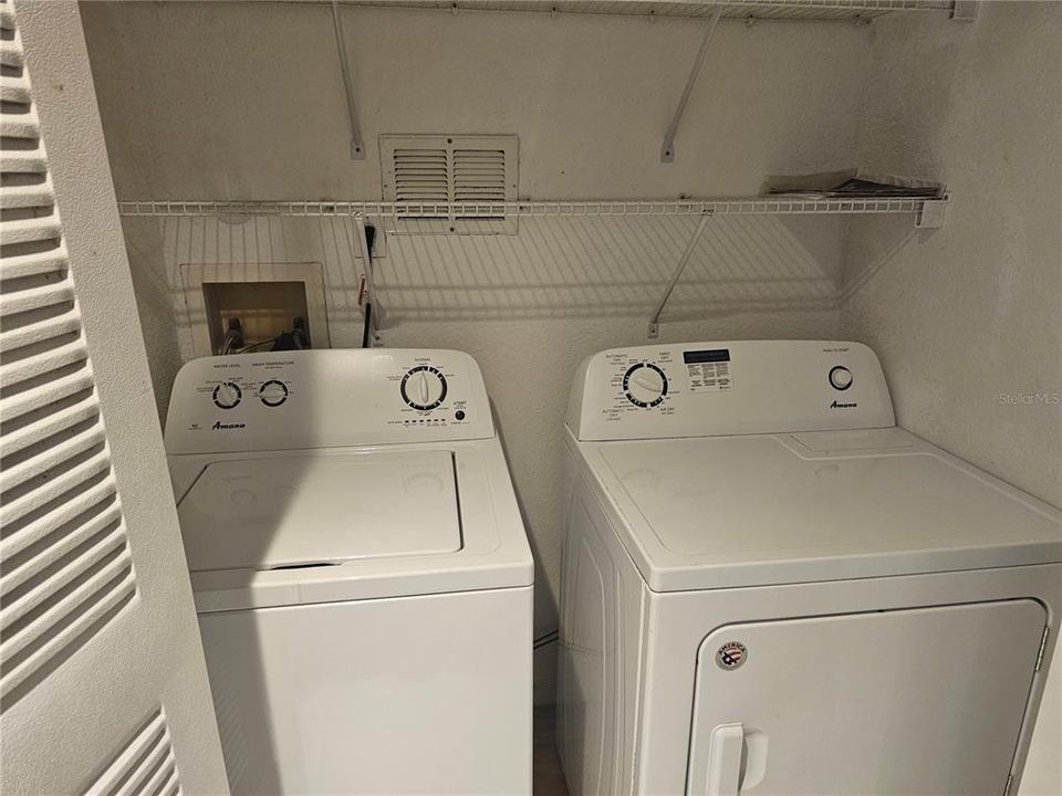 En Venta: $199,900 (2 camas, 2 baños, 1140 Pies cuadrados)