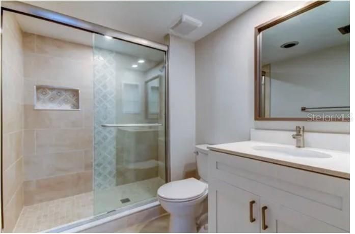 For Rent: $2,999 (2 beds, 2 baths, 1240 Square Feet)