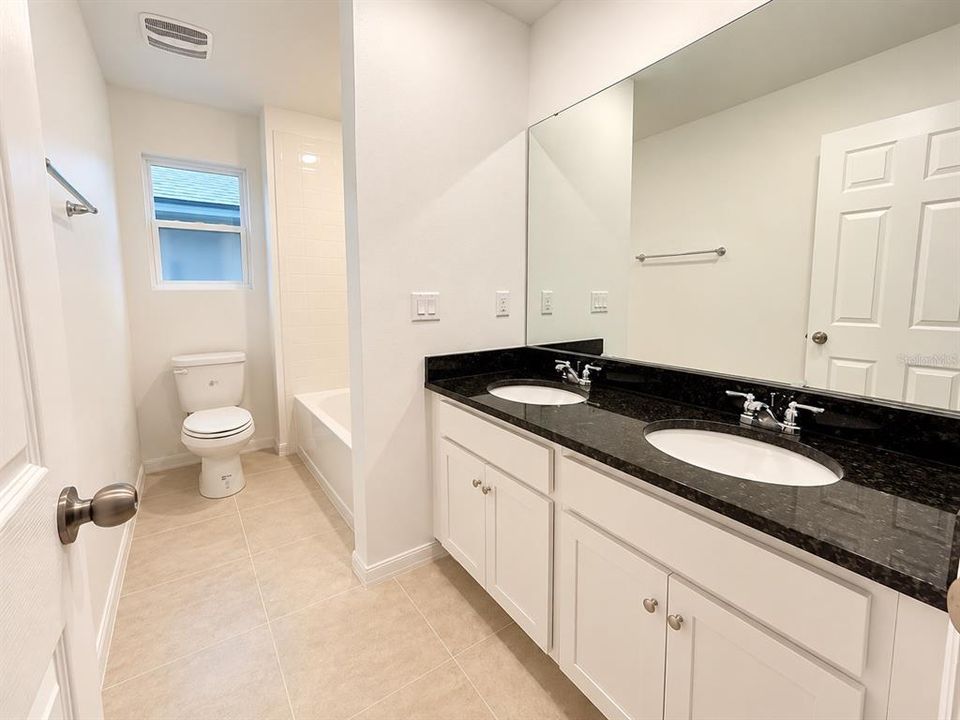 В аренду: $2,950 (3 спален, 2 ванн, 2110 Квадратных фут)