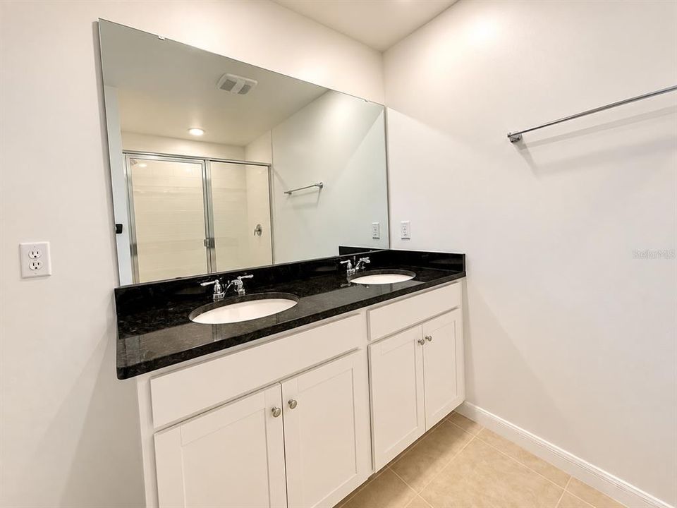 В аренду: $2,950 (3 спален, 2 ванн, 2110 Квадратных фут)
