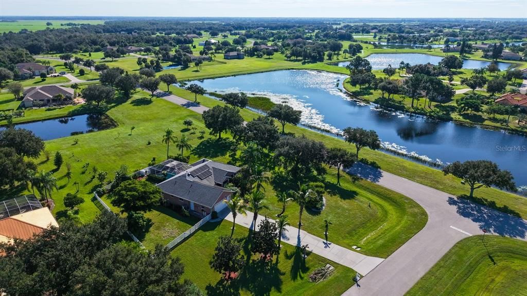 En Venta: $575,000 (3 camas, 2 baños, 1998 Pies cuadrados)