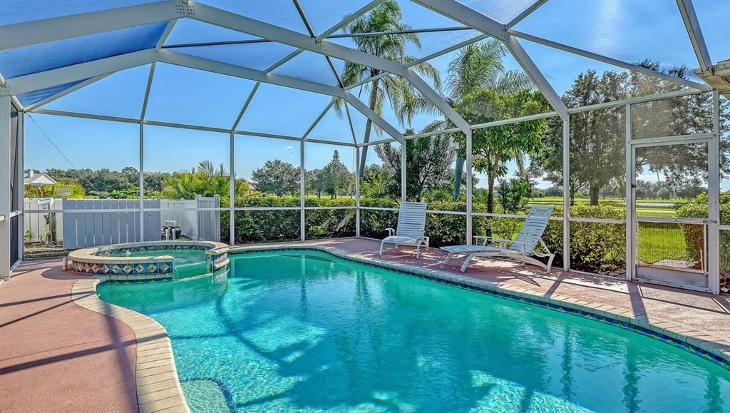 En Venta: $575,000 (3 camas, 2 baños, 1998 Pies cuadrados)