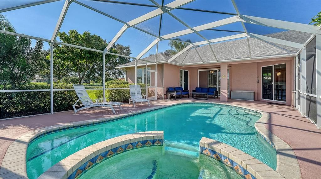 En Venta: $575,000 (3 camas, 2 baños, 1998 Pies cuadrados)