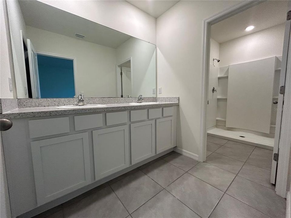 В аренду: $2,795 (3 спален, 2 ванн, 1758 Квадратных фут)