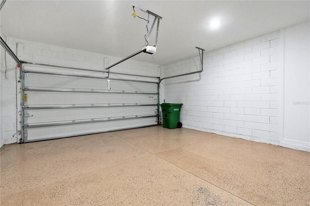 В аренду: $2,400 (4 спален, 3 ванн, 2109 Квадратных фут)