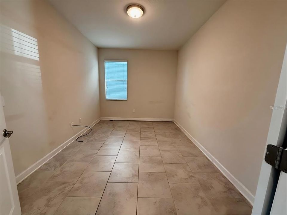 For Rent: $3,250 (5 beds, 3 baths, 2638 Square Feet)