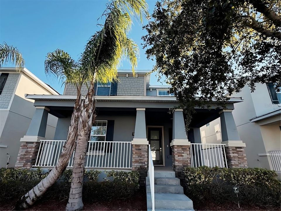 For Rent: $3,250 (5 beds, 3 baths, 2638 Square Feet)