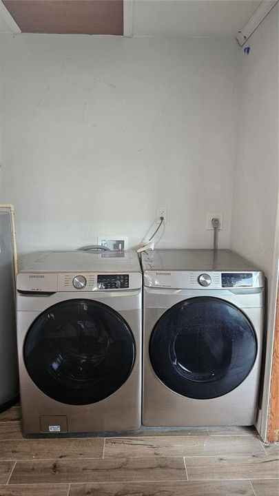 На продажу: $369,000 (3 спален, 2 ванн, 2060 Квадратных фут)