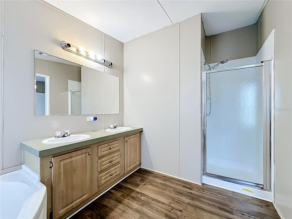 En Venta: $195,000 (3 camas, 2 baños, 1296 Pies cuadrados)