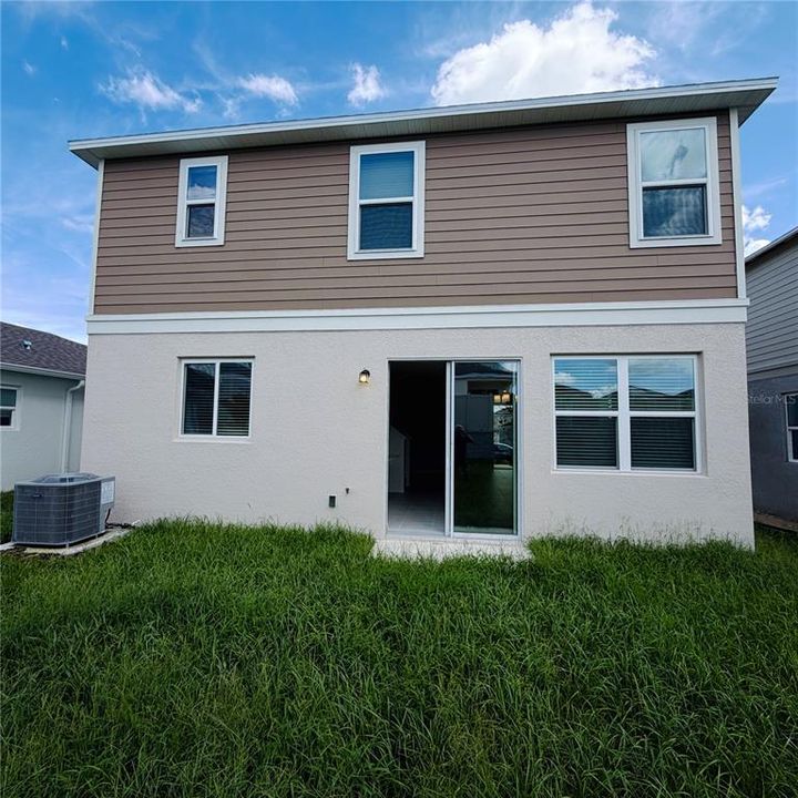 For Rent: $1,950 (4 beds, 2 baths, 2107 Square Feet)