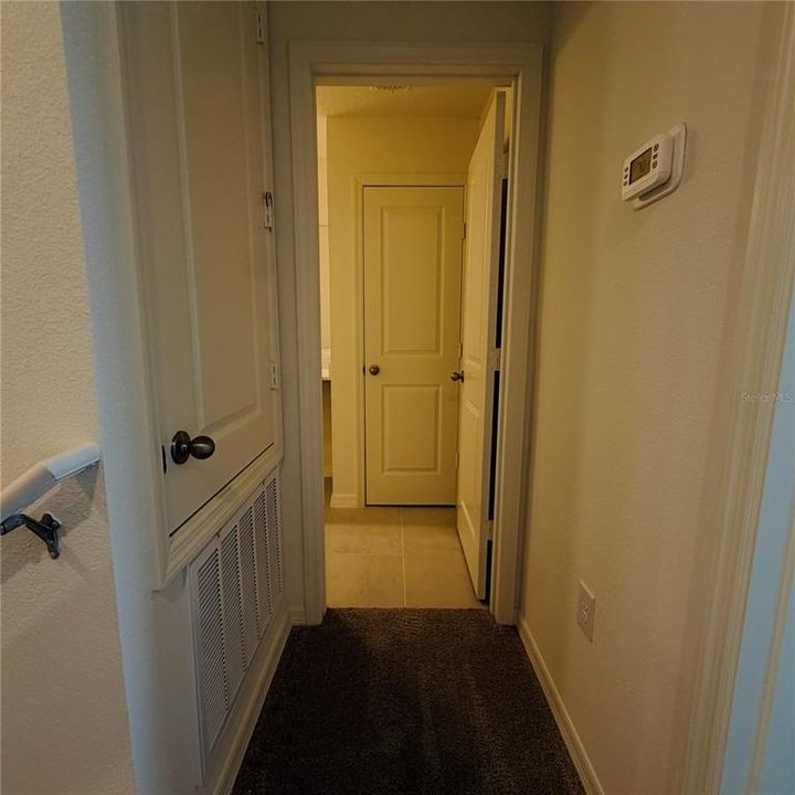 For Rent: $1,950 (4 beds, 2 baths, 2107 Square Feet)