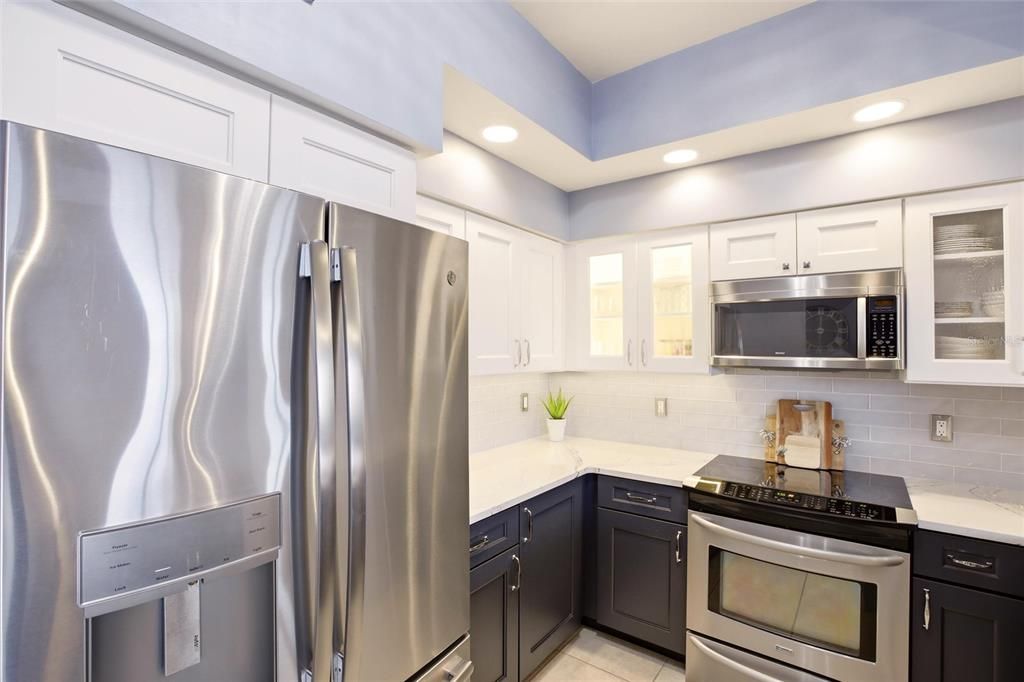 For Rent: $7,000 (3 beds, 3 baths, 2100 Square Feet)