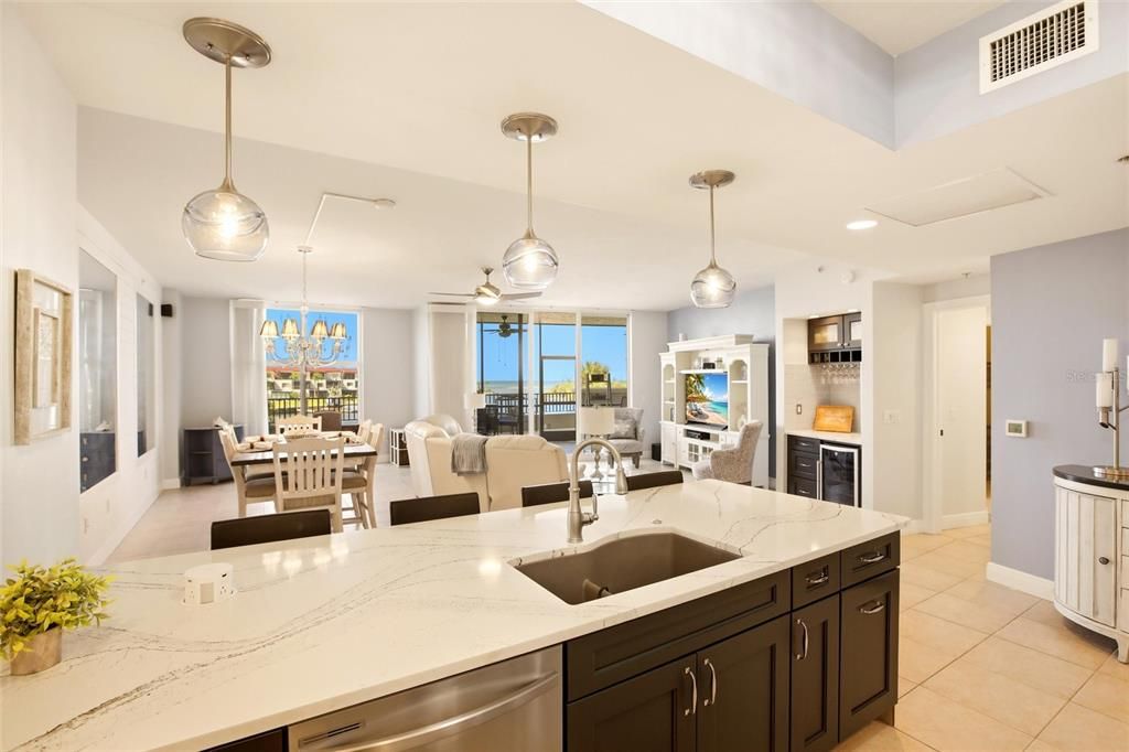 For Rent: $7,000 (3 beds, 3 baths, 2100 Square Feet)