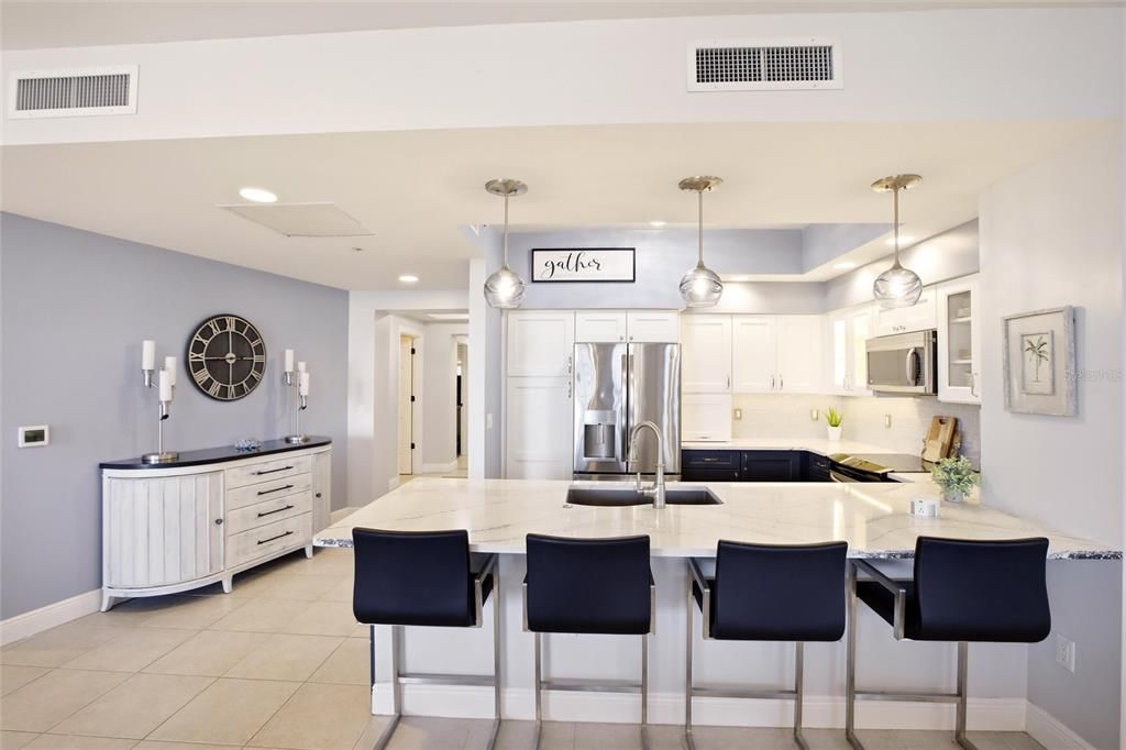 For Rent: $7,000 (3 beds, 3 baths, 2100 Square Feet)