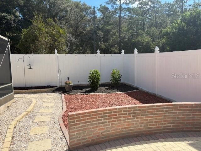 For Sale: $397,500 (3 beds, 2 baths, 1742 Square Feet)