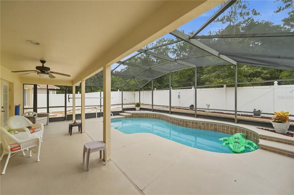 For Sale: $397,500 (3 beds, 2 baths, 1742 Square Feet)