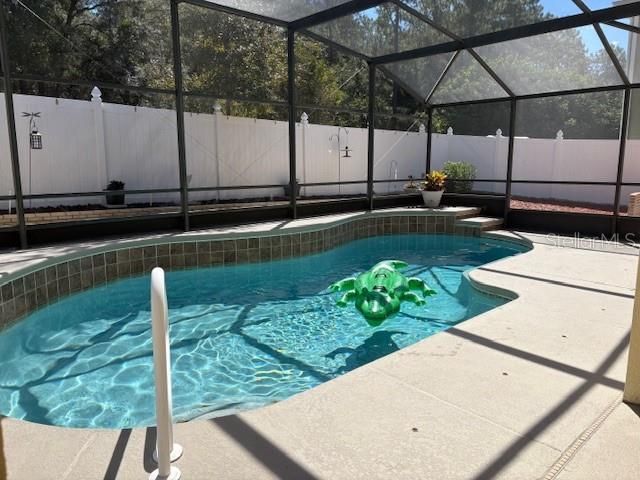 For Sale: $397,500 (3 beds, 2 baths, 1742 Square Feet)