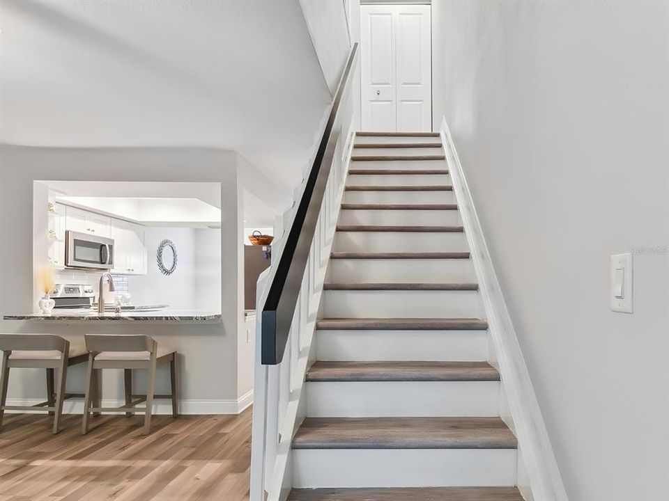 En Venta: $274,000 (2 camas, 2 baños, 1094 Pies cuadrados)