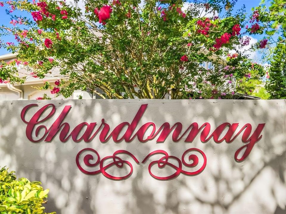 En Venta: $274,000 (2 camas, 2 baños, 1094 Pies cuadrados)