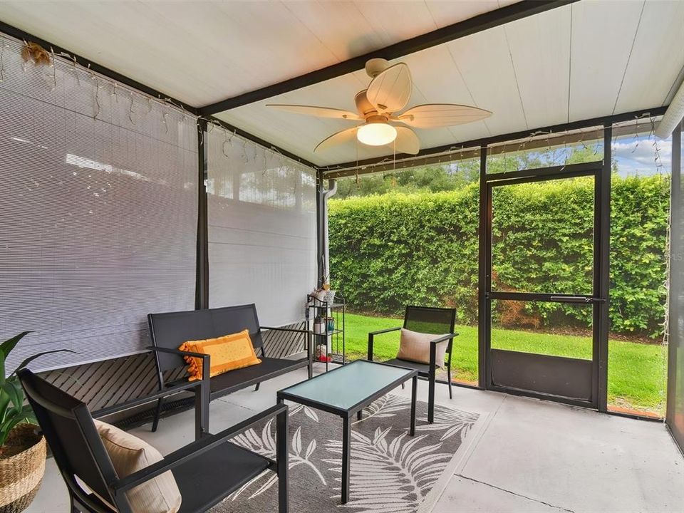 En Venta: $274,000 (2 camas, 2 baños, 1094 Pies cuadrados)