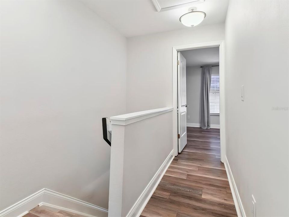 En Venta: $274,000 (2 camas, 2 baños, 1094 Pies cuadrados)