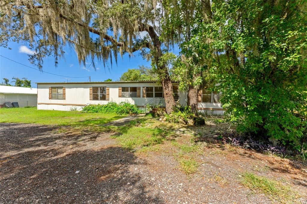 For Sale: $150,000 (4 beds, 2 baths, 1584 Square Feet)
