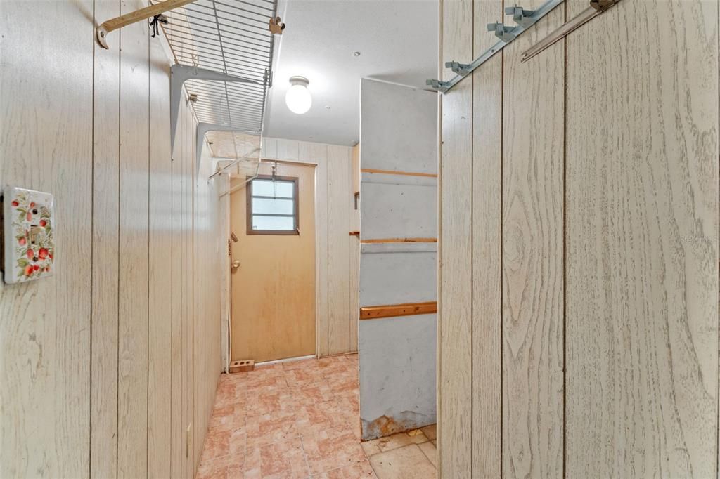 For Sale: $150,000 (4 beds, 2 baths, 1584 Square Feet)