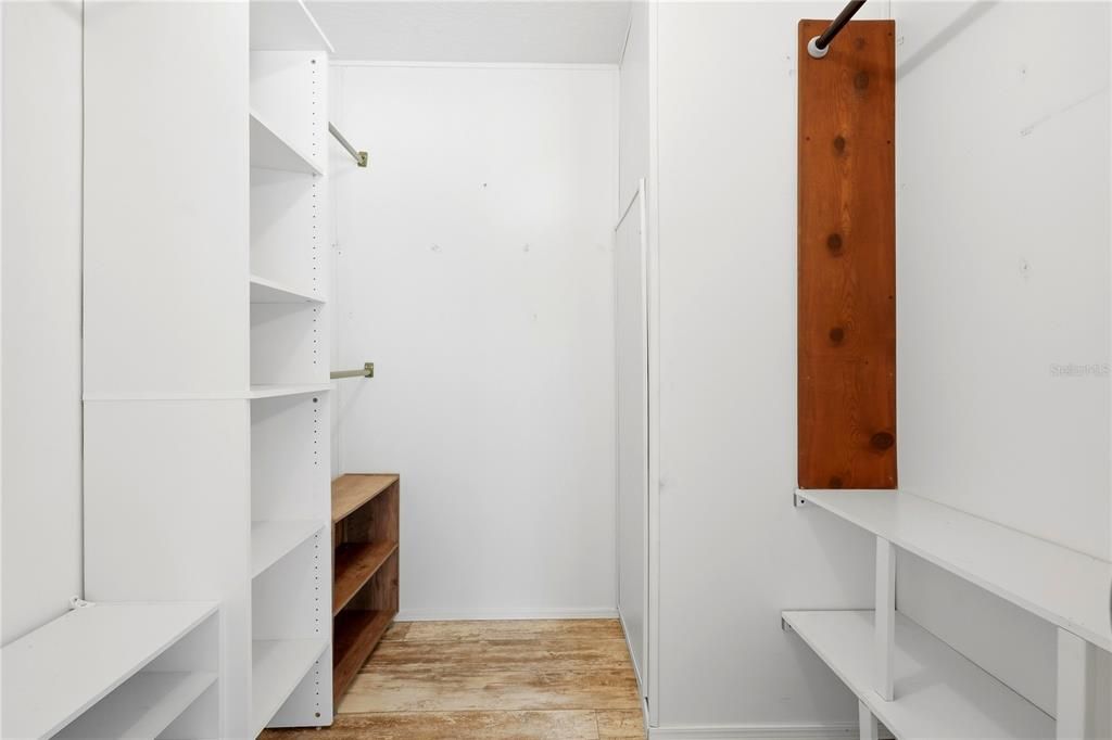 En Venta: $249,999 (4 camas, 2 baños, 1568 Pies cuadrados)