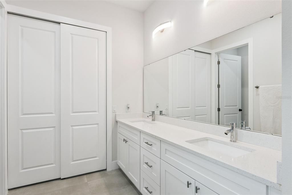 For Sale: $720,000 (4 beds, 3 baths, 2612 Square Feet)