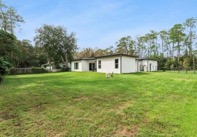 For Sale: $720,000 (4 beds, 3 baths, 2612 Square Feet)