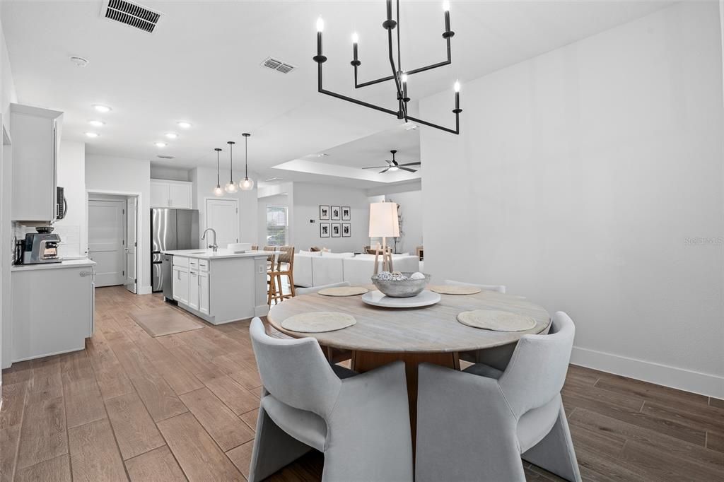 Active With Contract: $530,000 (4 beds, 3 baths, 2100 Square Feet)