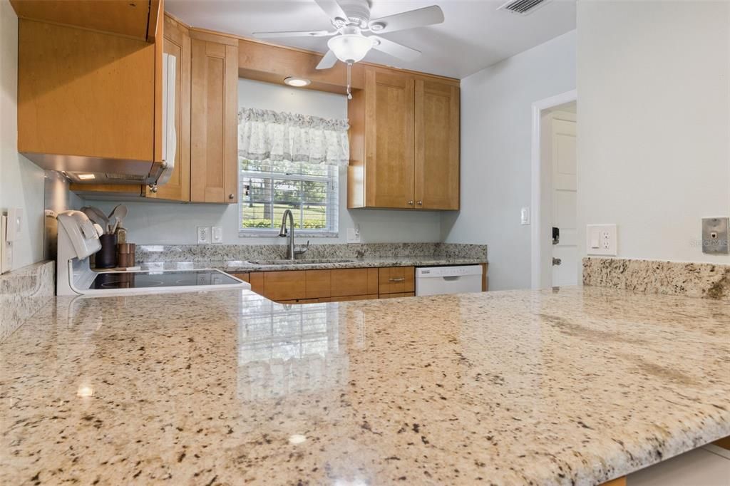 For Sale: $224,900 (2 beds, 2 baths, 1115 Square Feet)