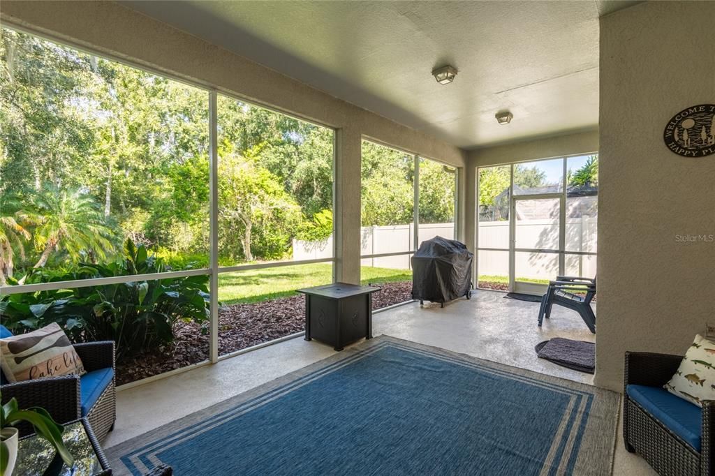 For Sale: $599,000 (5 beds, 3 baths, 3333 Square Feet)