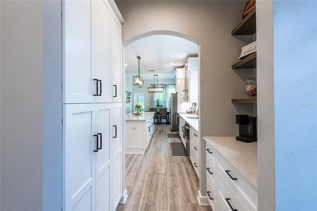 For Sale: $599,000 (5 beds, 3 baths, 3333 Square Feet)