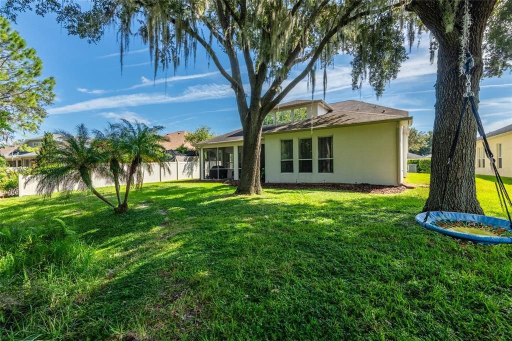 For Sale: $599,000 (5 beds, 3 baths, 3333 Square Feet)