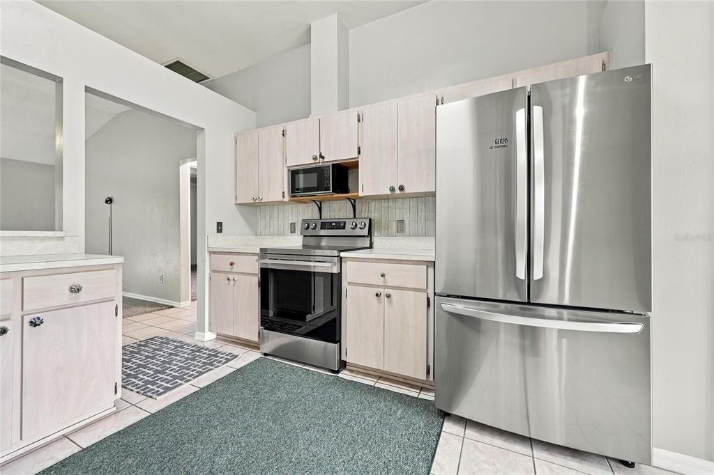 En Venta: $309,500 (3 camas, 2 baños, 1519 Pies cuadrados)