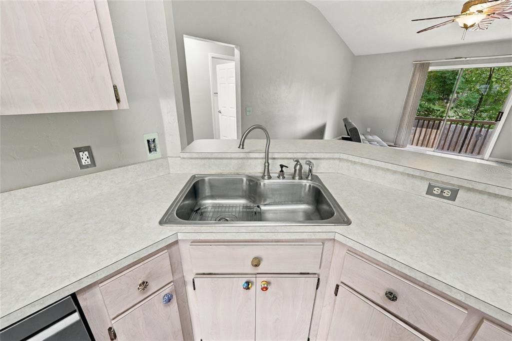 En Venta: $309,500 (3 camas, 2 baños, 1519 Pies cuadrados)