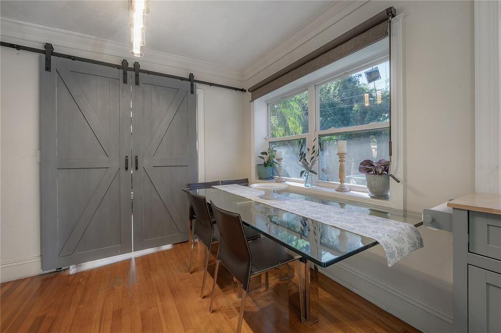 For Sale: $729,000 (3 beds, 3 baths, 1500 Square Feet)