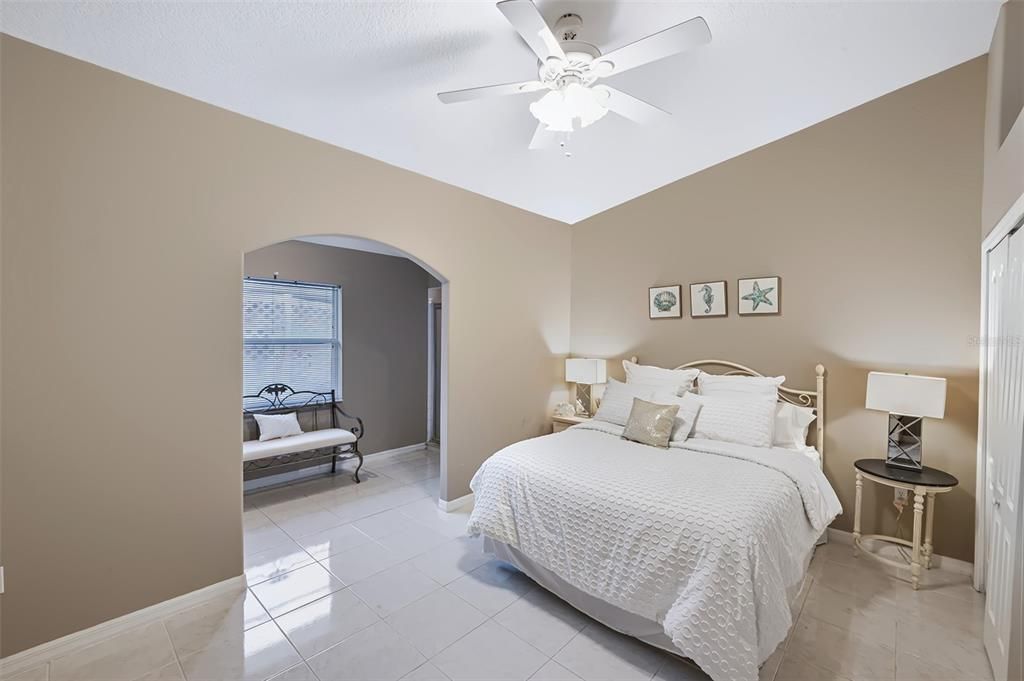 For Sale: $499,000 (3 beds, 2 baths, 1631 Square Feet)