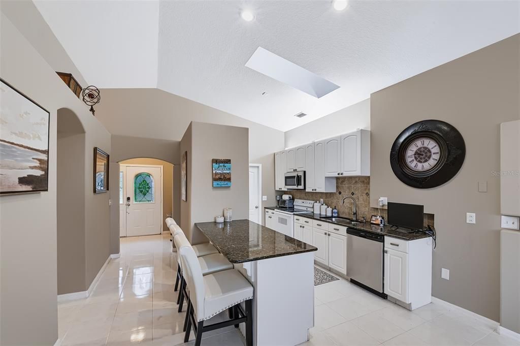 For Sale: $499,000 (3 beds, 2 baths, 1631 Square Feet)
