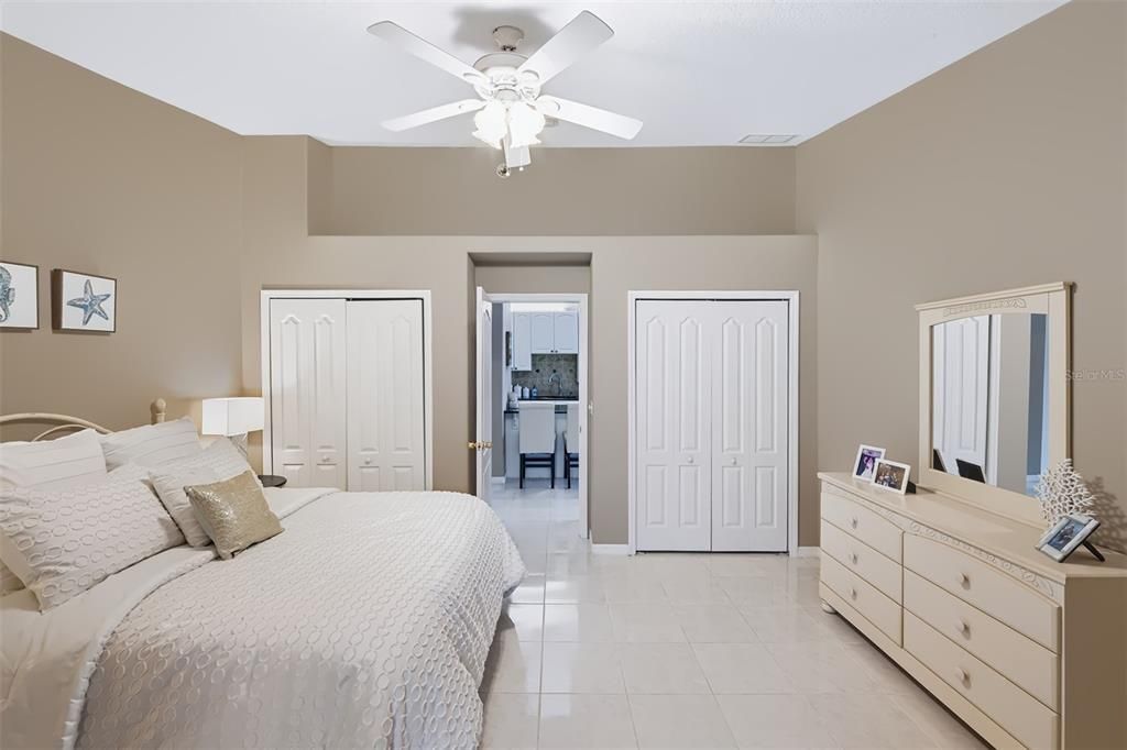 For Sale: $499,000 (3 beds, 2 baths, 1631 Square Feet)