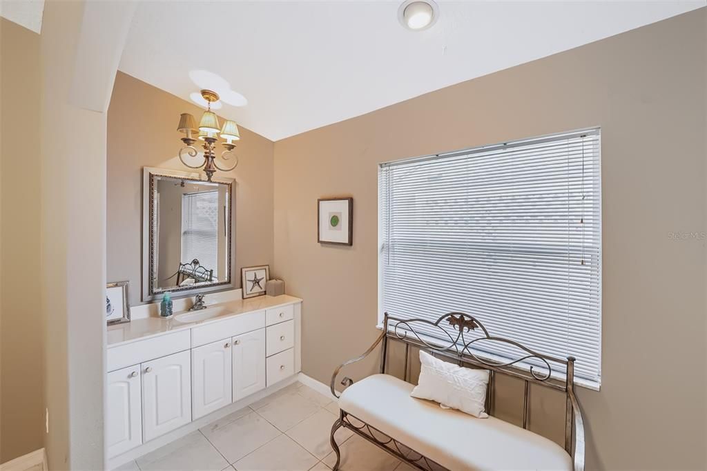 For Sale: $499,000 (3 beds, 2 baths, 1631 Square Feet)