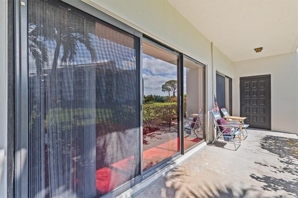 En Venta: $193,000 (1 camas, 2 baños, 968 Pies cuadrados)