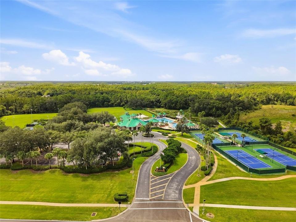 For Sale: $665,000 (4 beds, 2 baths, 2904 Square Feet)